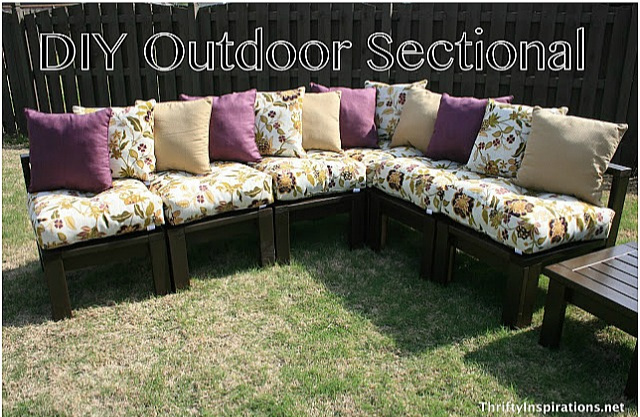 DIY Outdoor Sectional Instructions - DIY Backyard Furniture. Outdoor decor.