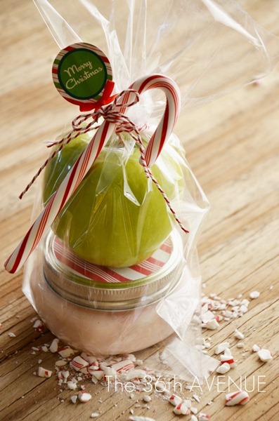 Delicious Candy Cane Dip Recipe and gift idea at the36thavenue.com Perfect for Christmas! 