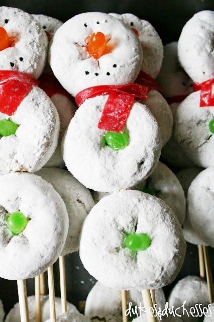 25 ADORABLE Homemade Christmas Edible Gifts... So yummy and cute. the36thavenue.com