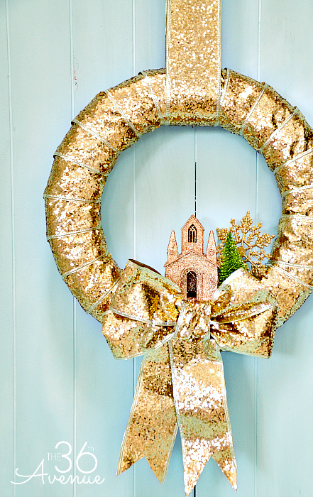 Check out how to make this Christmas Wreath in just minutes! Tutorial at the36thavenue.com