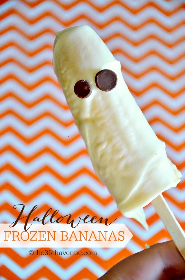 Halloween Recipes - Chocolate Frozen Bananas at the36thavenue.com