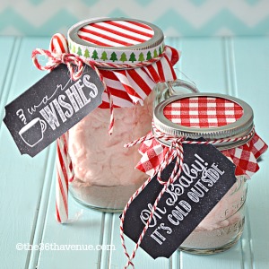 Hot Chocolate Christmas Gift idea and Free Printable at the36thavenue.com