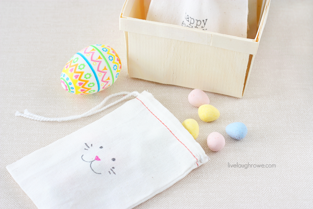 Simple Muslin Easter Treat Bags with livelaughrowe.com