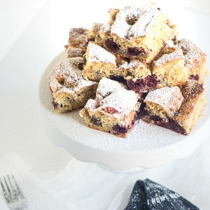Recipes - Sour Cherry Cake at the36thavenue.com