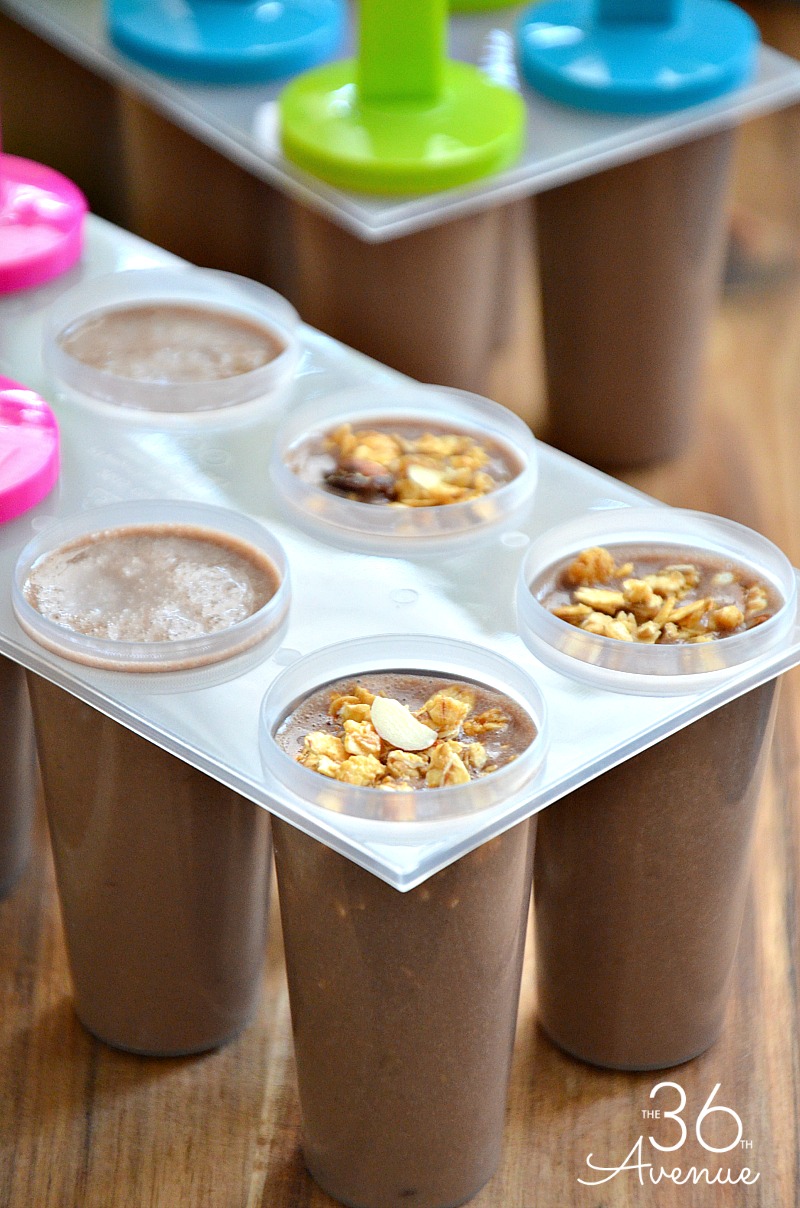 Three Ingredient Dairy Free Smoothie Recipe - Chocolate, peanut butter and bananas blended to perfections. PIN IT NOW and make it later! 