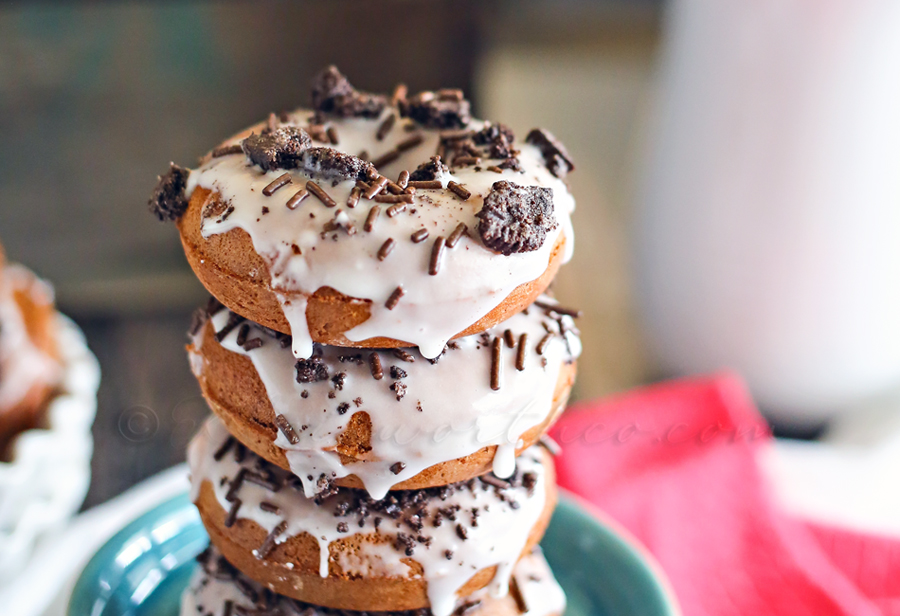 Recipes – Oreo Cake Mix Donuts